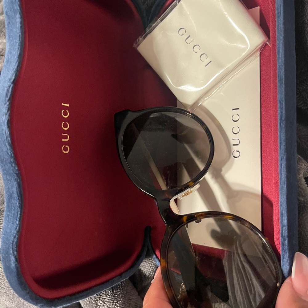 Gucci sunglasses